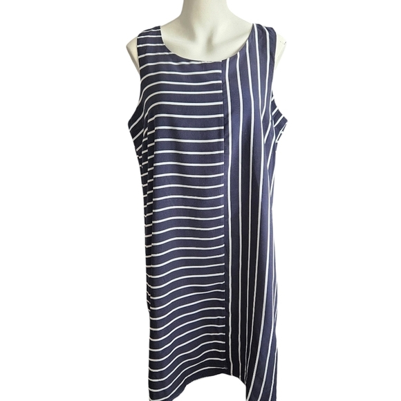 Olive & Oak Navy Vertical/Horizontal Stripe Shift Dress Size 12 - Picture 1 of 9